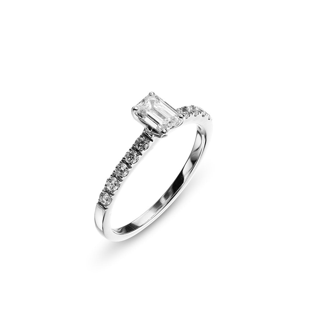 Bright World Ring - Emerald cut - 0.50CT